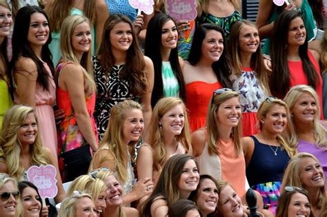 Aug 20, 2023 · Of the 2,549 women who attended the first round of Open House events for Fall 2023 Primary Recruitment, 92 percent (2,335 women) received bids from the 17 Panhellenic sororities that participated ... . 