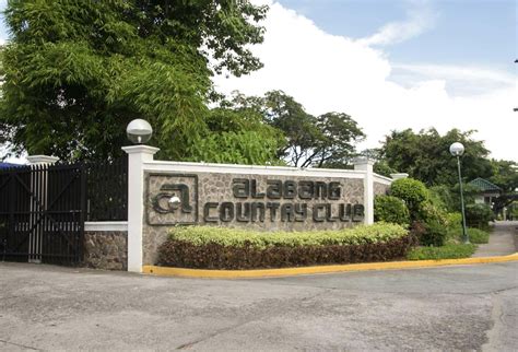 Alabang Country Club Inc v NLRC