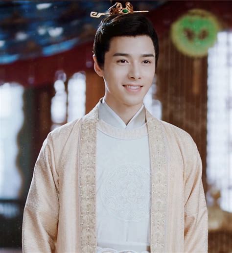 Yu Menglong(Alan Yu, 于朦胧), born on June 15, 1988, in Urumqi, Xinjiang, is a Chinses actor, singer, and music video director. In 2013, he participated in the Hunan TV talent show Super Boy and won 10th place in the national finals, thus officially entering the showbiz. In 2015, he won more attention for starring in the Go Princess Go.In August 2019, he played the lead role in The Moon ...