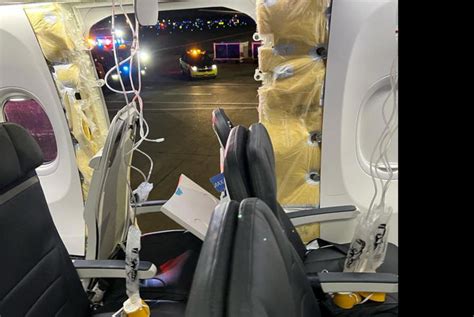 Alaska Airlines grounding all Boeing MAX-9s after hole blows open in cabin during SoCal-bound flight 