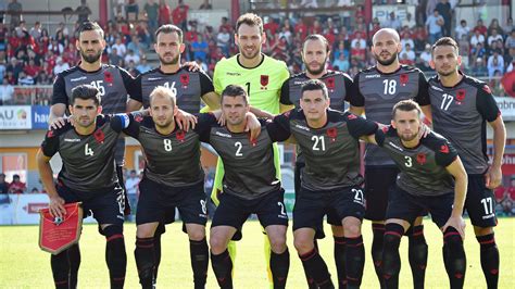Albanien nationalmannschaft gegen italienische fußballnationalmannschaft