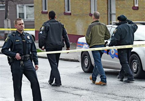 Albany Police investigating Emmet Street stabbing