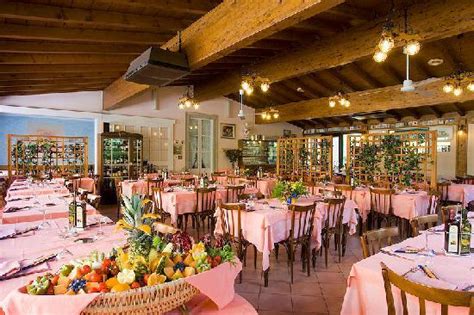 Albergo Ristorante Grigna in Italy - priceline.com