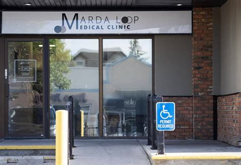 Alberta government says clinic offering faster doctor access for a fee is an outlier