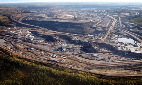 Alberta regulator reconsiders Fort Hills oilsands approval after critical report