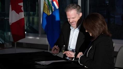 Alberta third province to sign health-care funding deal with Ottawa