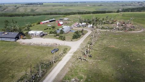 Alberta weekend tornado that damaged, destroyed homes rated rare, violent twister
