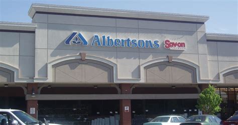 Albertsons location near me. Albertsons Stockdale & Coffee. 8200 E Stockdale Hwy. Looking for a grocery store near you that does grocery delivery or pickup who accepts SNAP/Calfresh and EBT payments in Bakersfield, CA? Albertsons is located at 3500 Panama Ln where you shop in store or order groceries for delivery or pickup online or through our grocery app. 
