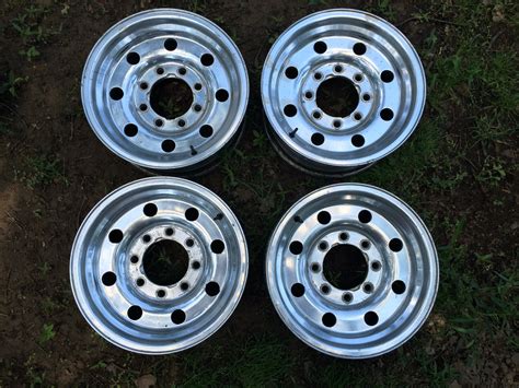 19.5 x 6.75 Chevy Truck Wheels Aluminum Rims Alcoa Style Polished Outside OEM. Brand New. $219.99. Save up to 10% when you buy more. or Best Offer. thewheeldepot-wheels (29) 93.1%. Free shipping. Free returns. 19.5 x 6.75 Chevrolet Ram GMC Ford F650 Wheel Mirror Polished Bothside Alcoa.