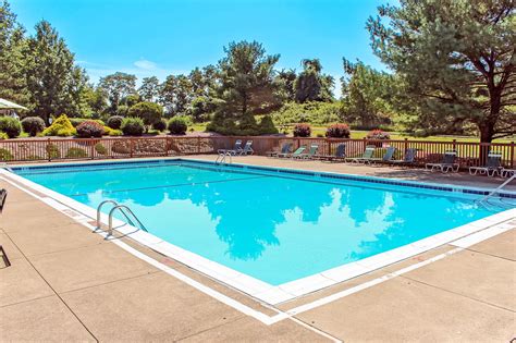  View detailed information about Alcoma on the Green rental apartments located at 225 Alcoma Blvd, Verona, PA 15147. See rent prices, lease prices, location information, floor plans and amenities. . 