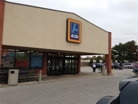 ALDI 1645 E Kearney. Open Now - Closes at 8:00 pm. 1645 E Kearney. Springfield, Missouri. 65803. Get Directions. Shop online or in-store at your local ALDI Republic, MO location at 1434 US Hwy 60 E. Find store hours, payment options, available services, FAQs and more.