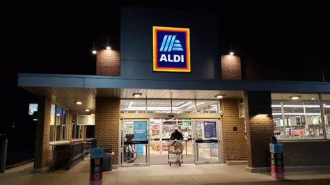 Aldi coldwater mi. Position Type: Part-Time Average Hours: Fewer than 30 hours per week Starting Wage: $16.50 per hour Duties and Responsibilities: Must be able to perform duties with or without reasonable accommodation. • Collaborates with team members and communicates relevant information to direct leader • Upholds the security and confidentiality of ... 