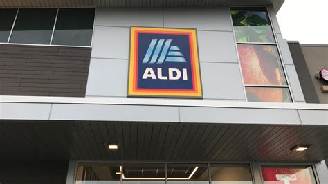 ALDI 1352B W Valley Pkwy. Closed - Opens at 9:00 am. 1352B W Valley Pkwy. Escondido, California. 92029. (844) 479-7073. Get Directions. Shop Online. View Weekly Ad.. 
