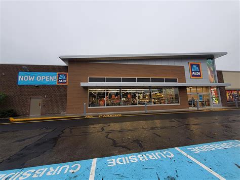 Aldi johnson city tn. Sales Associate(Former Employee) - Johnson City, TN - May 16, 2023 Very cool place to work if you like working not worried about the time. The day goes by faster and everyone does their share. 