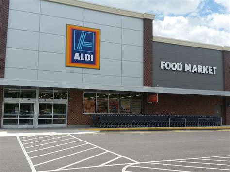 Aldi shippensburg pa. Aldi Shippensburg, PA (Onsite) Part-Time. CB Est Salary: $18/Hour. Job Details. Enhance the ALDI customer shopping experience in a collaborative team environment as an ALDI Cashier or Stocker. As a member of our team, you’ll be operating the registers or other machinery, stocking our shelves, keeping our stores looking their best, and serving ... 