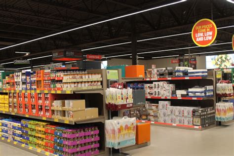 Aldi warren. Aldi Warren, MI (Onsite) Full-Time. CB Est Salary: $16 - $35/Hour. Job Details. No experience requited, hiring immediately, appy now.We offer a flexible schedule, insurance benefits, and a fast paced exciting work place where you can refine your skills 