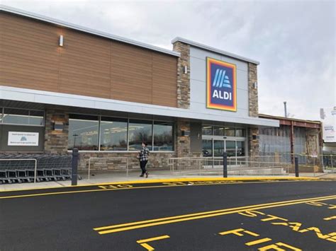 Burlington NJ-42 & Watson Dr, Turnersville, NJ. 3921 NJ-42, Turnersville. Open: 8:00 am - midnight 0.78mi. Here you'll find some relevant information about ALDI Turnersville, NJ, including the store hours, local map or customer experience.. 