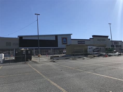  The total number of ALDI stores currently open near Wilmington, New
