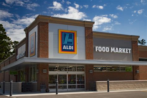 Aldi.com - aldi .com. Aldi (viết là ALDI) là thương hiệu chung của hai chuỗi cửa hàng siêu thị giảm giá thuộc sở hữu gia đình của Đức với hơn 10.000 cửa hàng tại 20 quốc gia và tổng doanh …