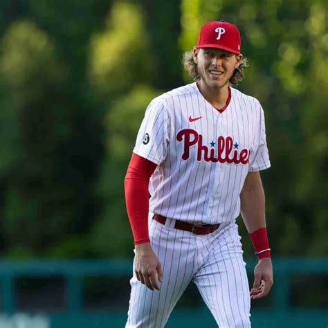 Alec bohm height and weight. The 26-year-old Bohm will report to Spring Training in three weeks with a secure role alongside newcomer Trea Turner on the left side of the infield -- and the Phillies are confident that will bode well for Bohm. "I think it's huge for him. I really do," manager Rob Thomson said of Bohm entering 2023 with more job security. 