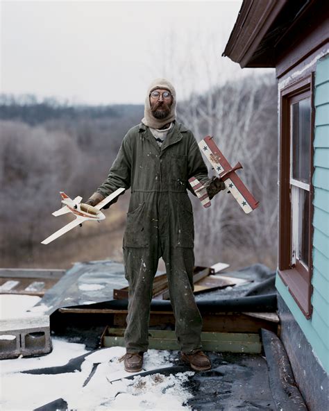 Alec soth. Weinstein Hammons Gallery is pleased to present A Pound of Pictures, an exhibition of sixteen large format works by the internationally renowned artist Alec Soth.The works will be on view beginning Friday, January 28th. A Pound of Pictures is a stream of consciousness and celebration of the photographic medium, representing a new … 