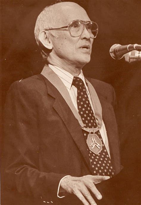 Alejandro roces sr biography