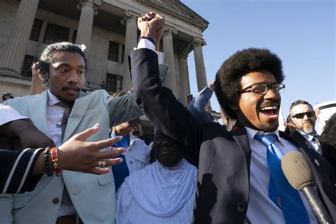 Alert: Expelled Black lawmaker takes oath of office, returns to ...