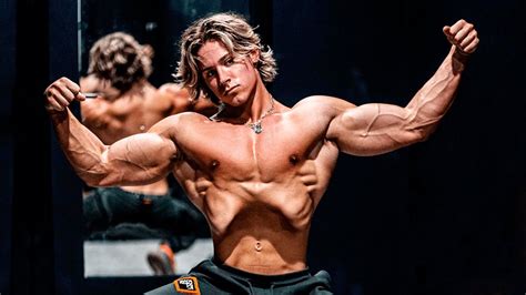 Let me reintroduce myself! My name is Alex Eubank a.k.a. the Greek God on social media and I am absolutely in love with the golden era of bodybuilding. The aesthetics, proportions, and symmetry just can’t be beat. I aspire to help others create a more aesthetic figure going towards that ultimate Greek God physique!. 