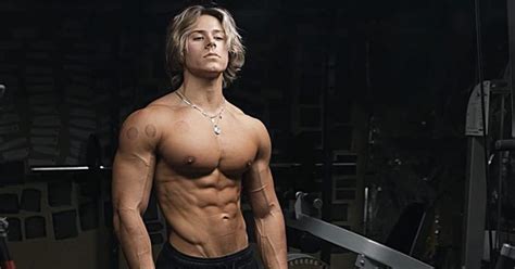 Alex eubank training program. Hey! My name is Alex Eubank and I am a natural lifter who creates fitness & lifestyle content focused around building my best natural physique. I love incorp... 