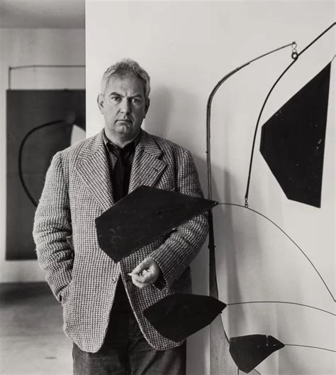 Alexander Calder Biografía de Alexander Calder. 