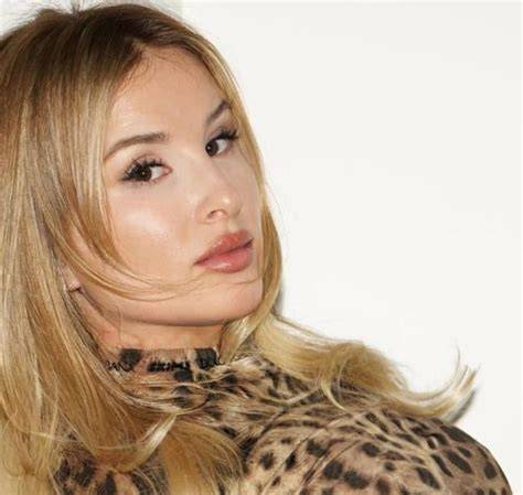 Alexandra Qos Onlyfans Onlyfans Nude