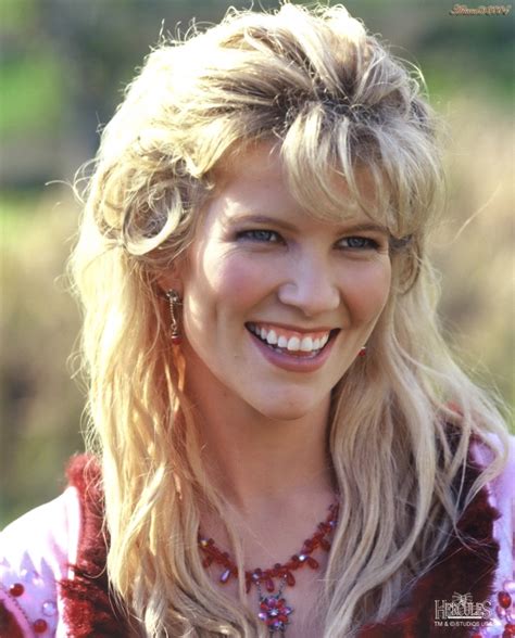 Alexandra Tydings 