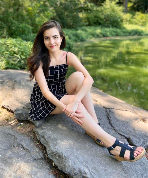 Born on 06 April 2002, the 20 year old gamer and Twitch streamer holds the title of International Chess Federation of Woman FIDE Master. She is a Canadian national and belongs to Romanian ethnicity and follows Christianity. Name. Andrea Botez. Age. 20 Years. Date of Birth. 06 April 2002. Nationality.. 