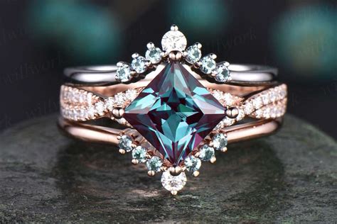 Alexandrite rings. .  <a href=https://akfixvostok.ru/s4grh/new-york-sentin...