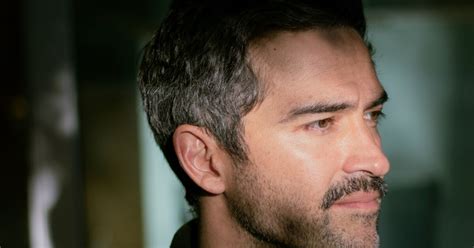 Alfonso Herrera FAQs 2025