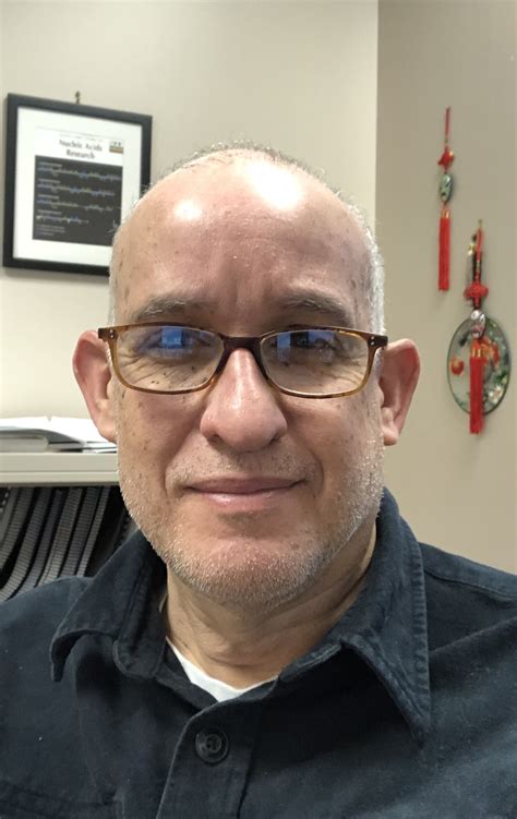 Profile picture of Alfonzo Huels