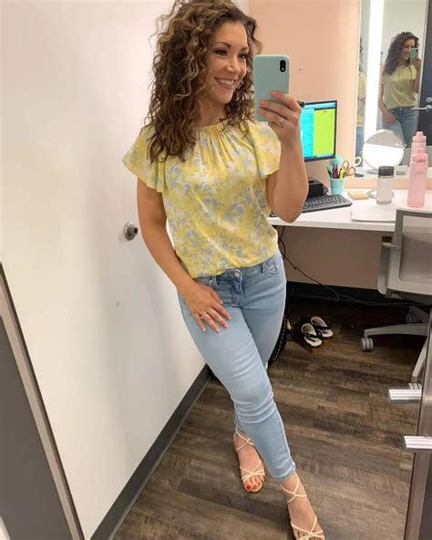 QVC model Ali Carr stunning as always. nsfw. 1/6. 3. 0 comments. share. save. 2. Posted by 14 hours ago. QVC model with perfect feet. nsfw. 1/5. 2. 0 comments. share. save. 2. Posted by 14 hours ago. Ali Carr has the best feet on tv. nsfw. 1/2. 2. 0 comments. share. save. 1. Posted by 13 hours ago. Gfs has the most perfect soles and black toes .... 