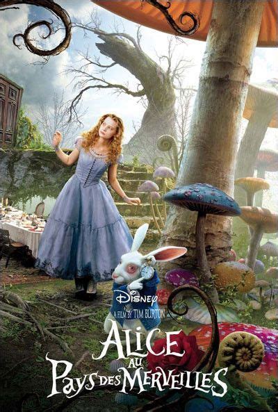 Alice au pays des merveilles   le roman du film. - Manuale di addestramento per call center.