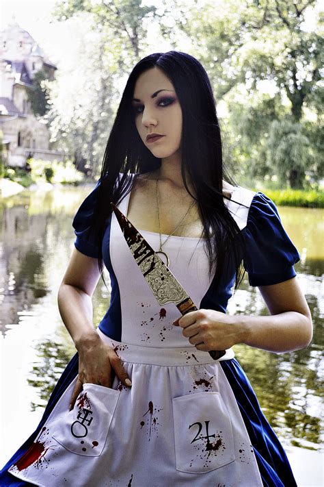 3X-Large. 190-195. 53-56. 137-142. 127-132. 137. EZcosplay.com offer finest quality Alice: Madness Returns Alice Dress Cosplay Costume and other related cosplay accessories in low price. Reliable and professional China wholesaler where you can buy cosplay costumes and drop-ship them anywhere in the worl. 