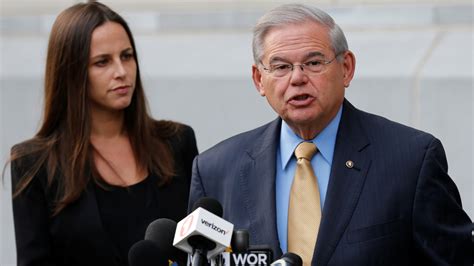 Alicia menendez father. Feb 20, 2015 · Asked about her upbringing in a Union City, N.J., household in which her father, Robert Menendez, was a New Jersey assemblyman and her mother was working in the state’s public schools, Alicia ... 