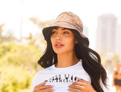 Aline Mineiro Onlyfans Onlyfans