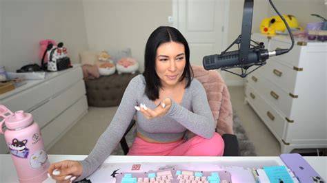 Alinity Onlfans Porn