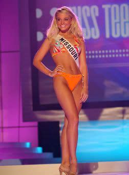 Alissa Reitmeier - FamousFix