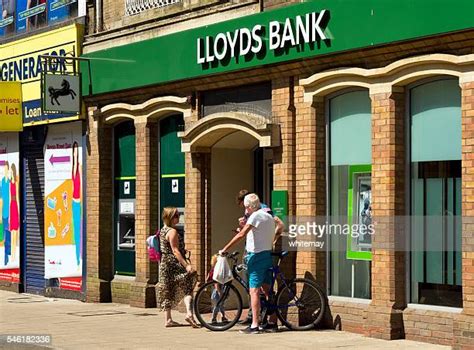 All Lloyds Bank branches in Lowestoft