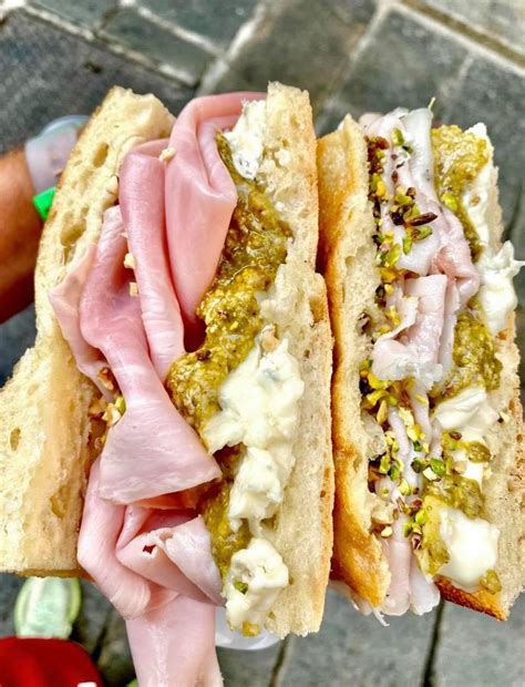 All antico vinaio nyc. May 30, 2023 · All’Antico Vinaio, a famous — and now viral — focaccia (technically, its the thinner variety, schiacciata) sandwich shop will be opening up their third New York City location on East 60th ... 