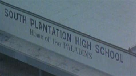 All clear given at South Plantation High School after bomb threat reported