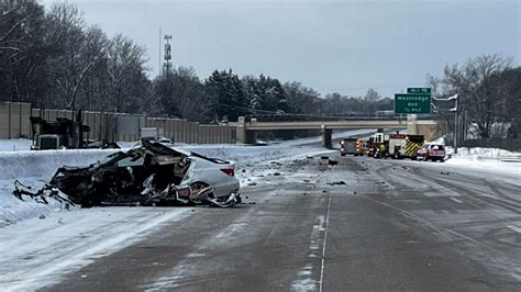 All lanes of I-94 near Portage closed after crash