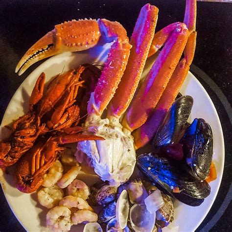 Created by Foursquare Lists • Published On: August 19, 2015. 1. The Hard Shell. 8.8. 1411 E Cary St (btwn S 14th & S 15th St), Richmond, VA. Seafood Restaurant · Shockoe Slip · 32 tips and reviews. RVA Badge: On Sunday you can get Bunch early or All You Can Eat Crab Legs Sunday Night. Monday is Lobster Night.