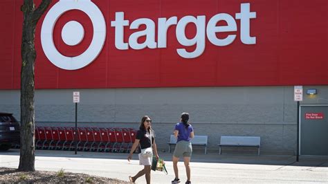 Alleged Target shoplifter in jail after citing supposed new law that prohibits her arrest