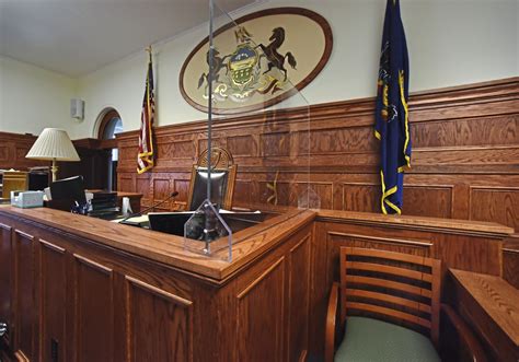 Jail Oversight Board. Pittsburgh, PA 15219. 412.350.6715. Monday through Friday8:00 a.m.-4:30 p.m. Pittsburgh Municipal Court addresses traffic, non-traffic and criminal matters. Magisterial District Judges are assigned to preside over more than 70,000 cases annually in this court. Jurisdiction includes the following matters:. 